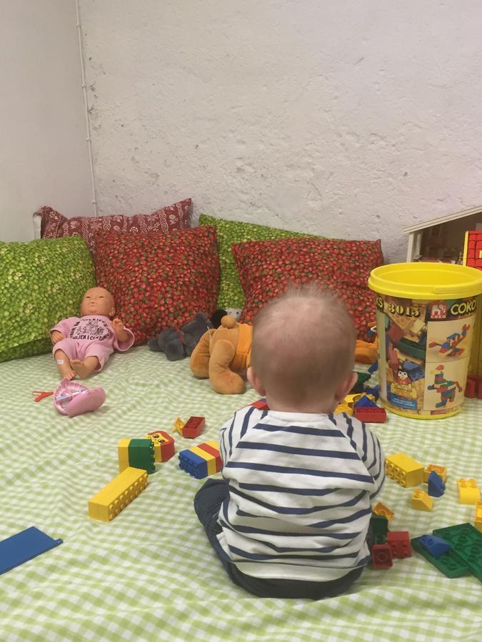 Mora Vandrarhem Och Gaesthem Vinas Екстер'єр фото