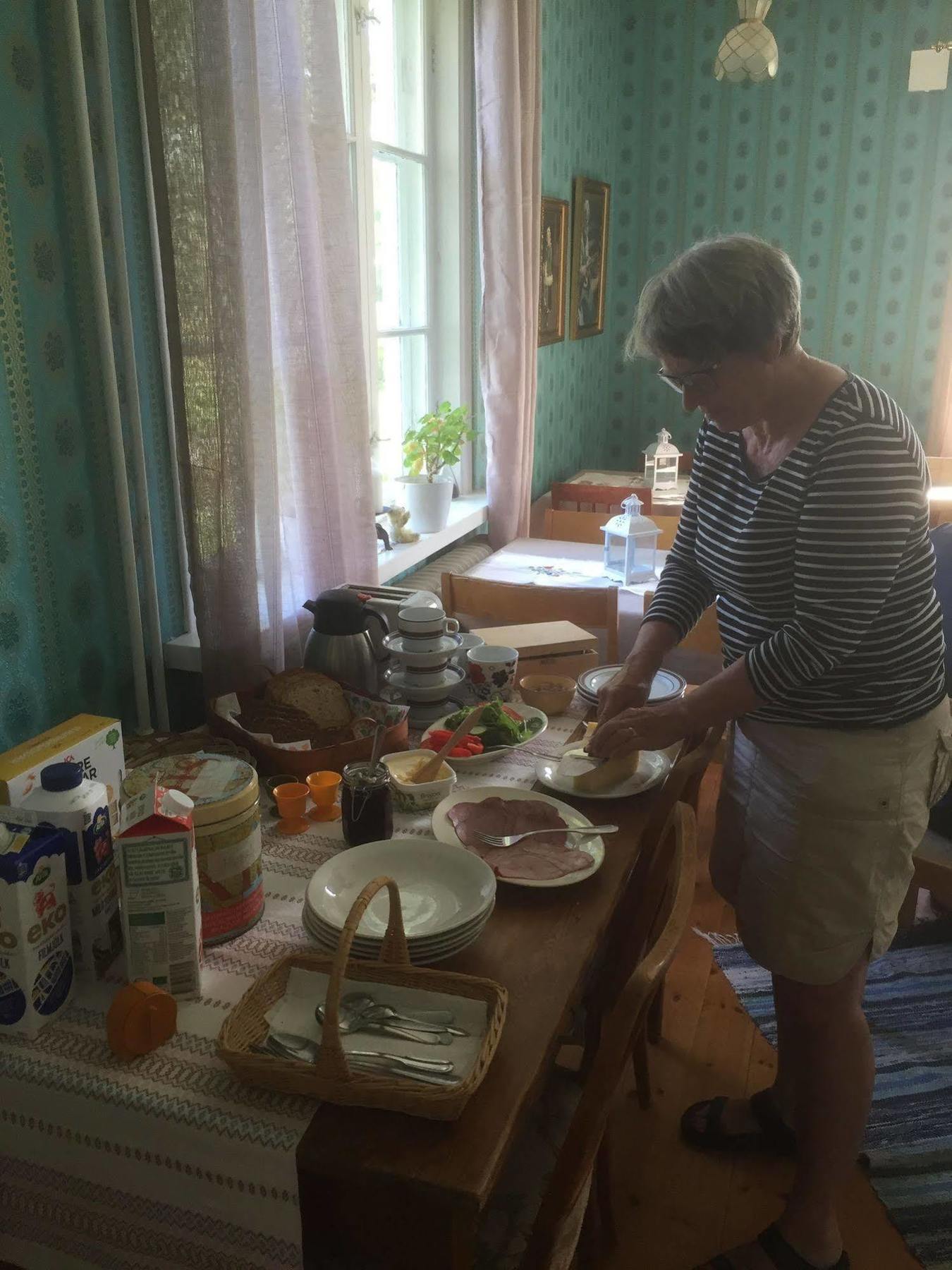 Mora Vandrarhem Och Gaesthem Vinas Екстер'єр фото